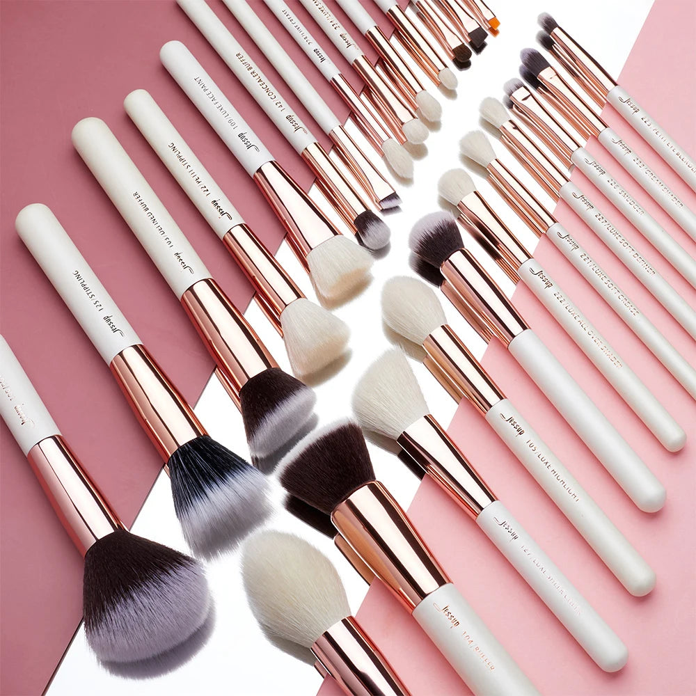 Nova Glam Essentials 25-Piece Luxury Brush Set – Rose Gold Ferrules & Pearl-White Handles