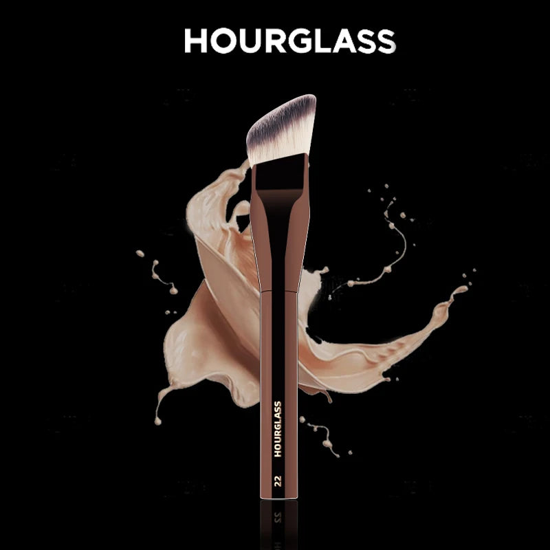 Nova Glam Essentials Angled Foundation Brush – Synthetic Bristles for Liquid & Cream Blending