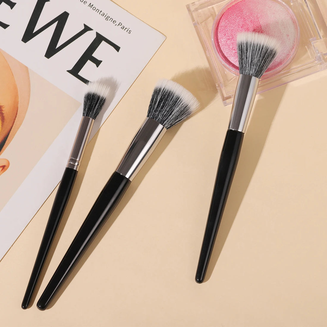 Natural Goat Hair Bristles – Soft, Streak-Free Makeup Blending