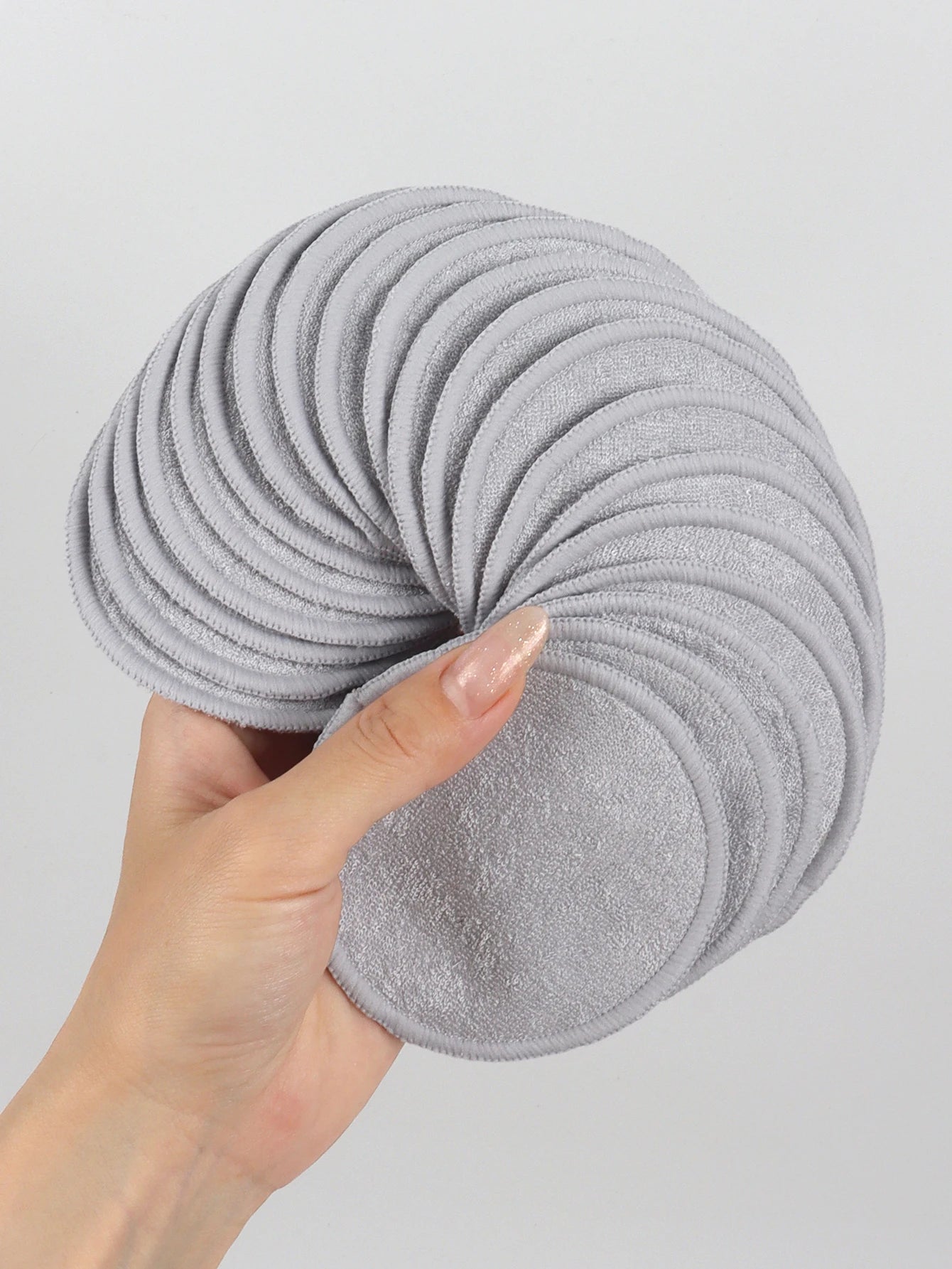 Nova Glam Essentials Reusable Makeup Remover Pads – Eco-Friendly Washable Cleansing Puffs