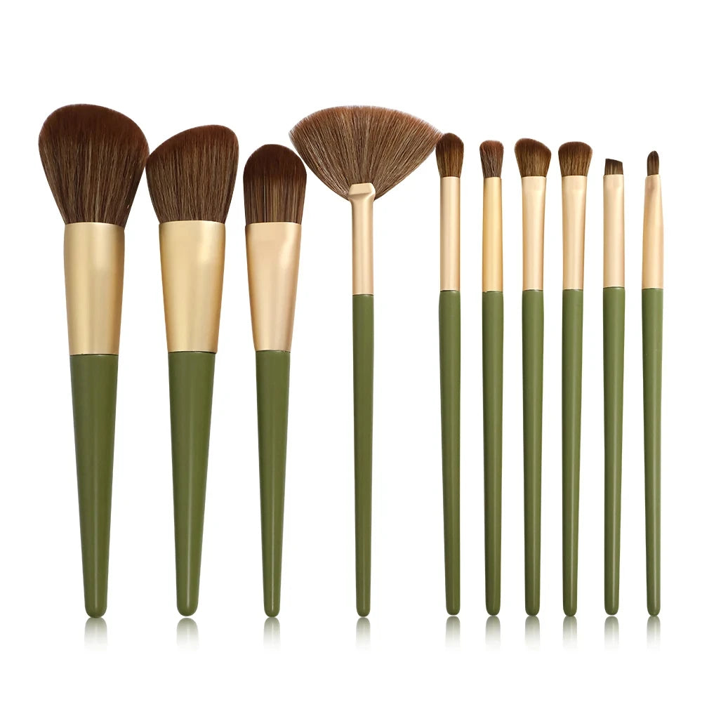 Hypoallergenic Synthetic Bristles – Gentle Blending for Sensitive Skin
