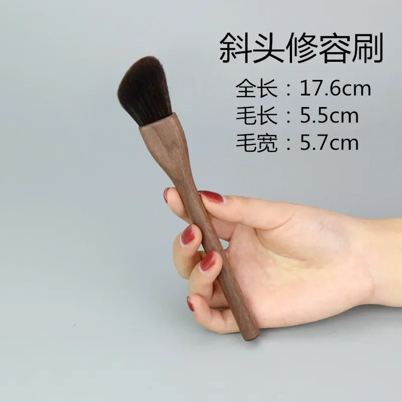 Nova Glam Essentials Big Soft Powder Brush – Walnut Wood Handle & Fluffy Synthetic Bristles