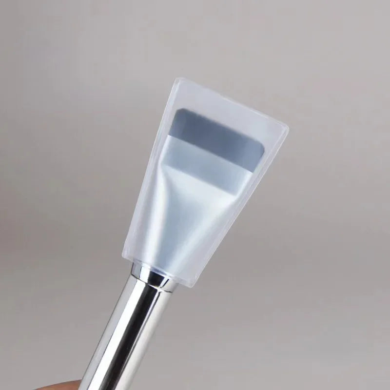 Nova Glam Essentials Ultra Thin Contour Brush – Precise Foundation & Cream Blending Tool