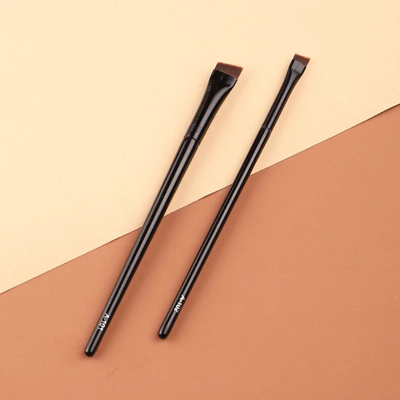 Nova Glam Essentials Angled Brow & Eyeliner Brushes – 5/10/20/50pcs Bulk Set