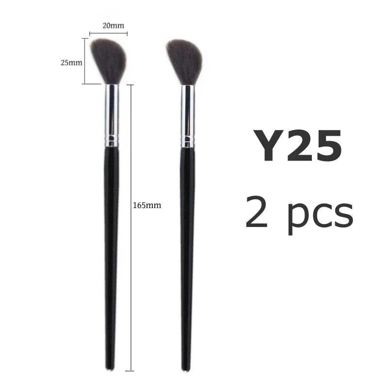 Nova Glam Essentials Angled Highlighter Brush – Goat Hair & Synthetic Bristles for Targeted Glow