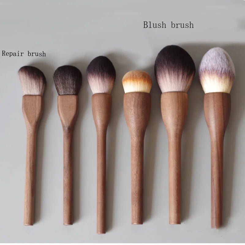 Nova Glam Essentials Retro Walnut Powder Brush – Large Soft Bristles for Powder & Blush