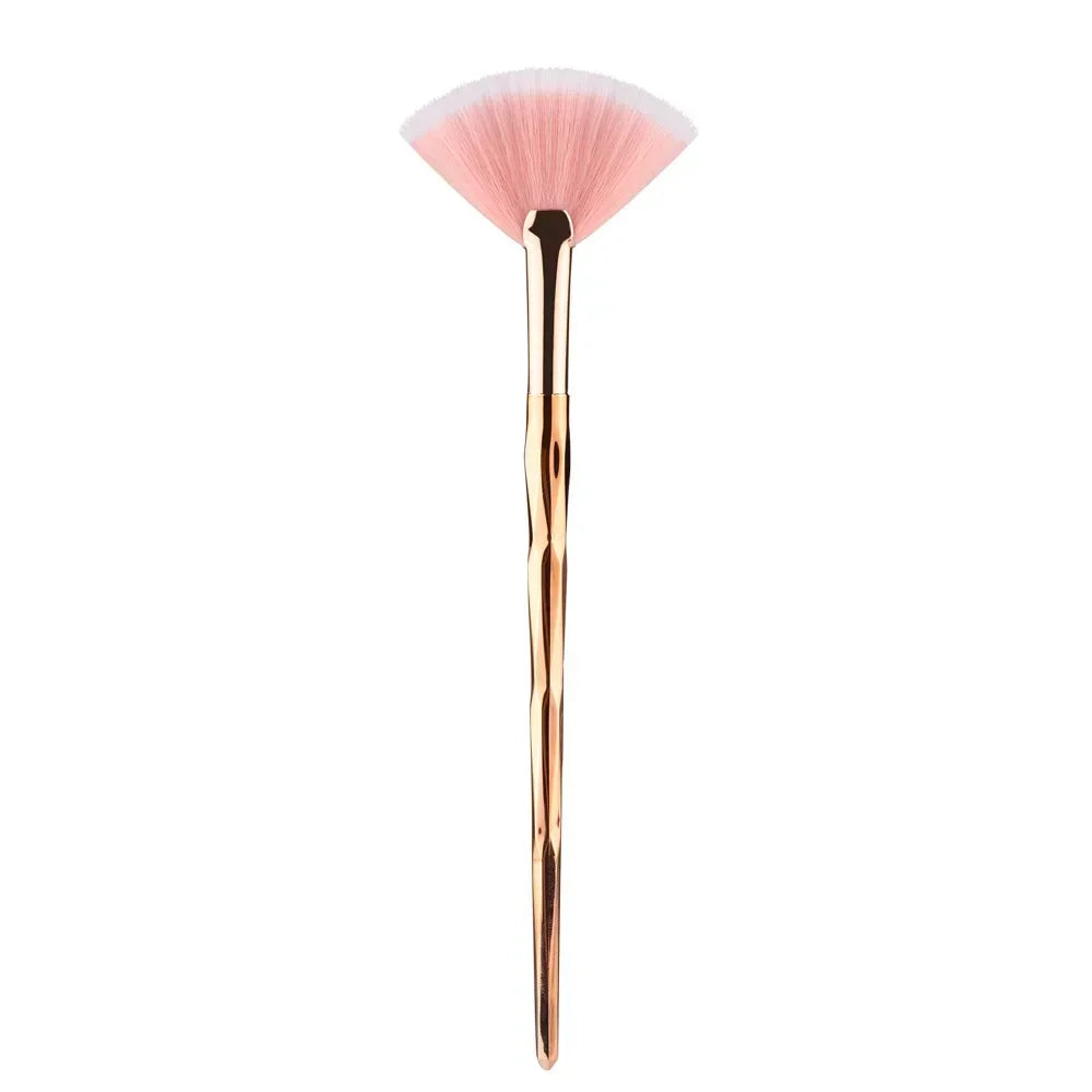 Nova Glam Essentials Fan Blush Brush – Korean-Inspired Wool Bristles for Even Application