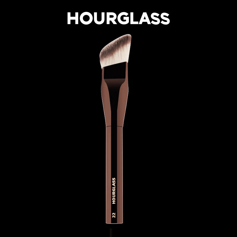 Nova Glam Essentials Angled Foundation Brush – Synthetic Bristles for Liquid & Cream Blending