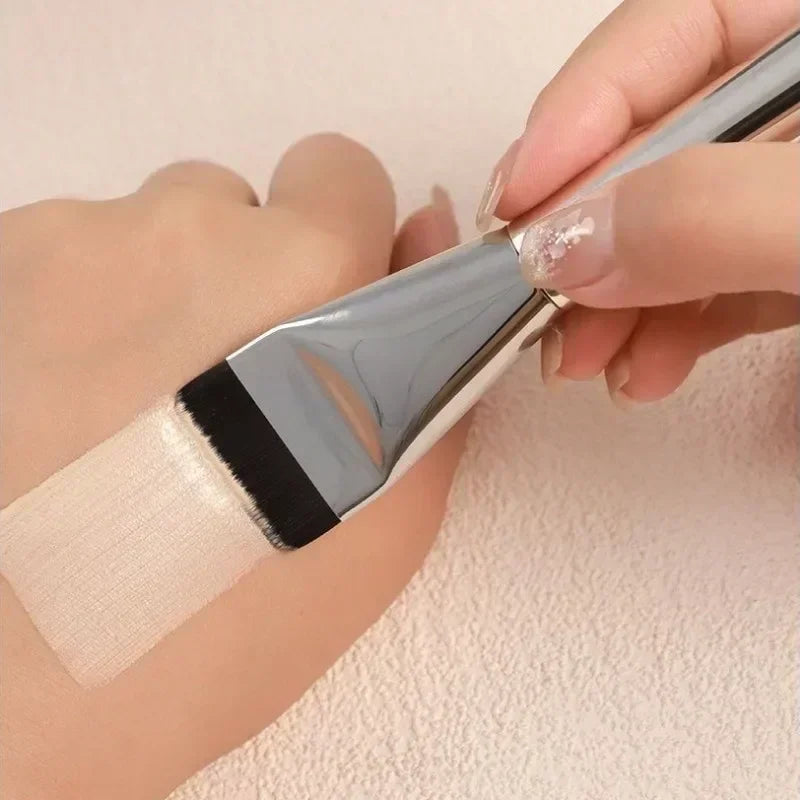 Nova Glam Essentials Ultra Thin Contour Brush – Precise Foundation & Cream Blending Tool