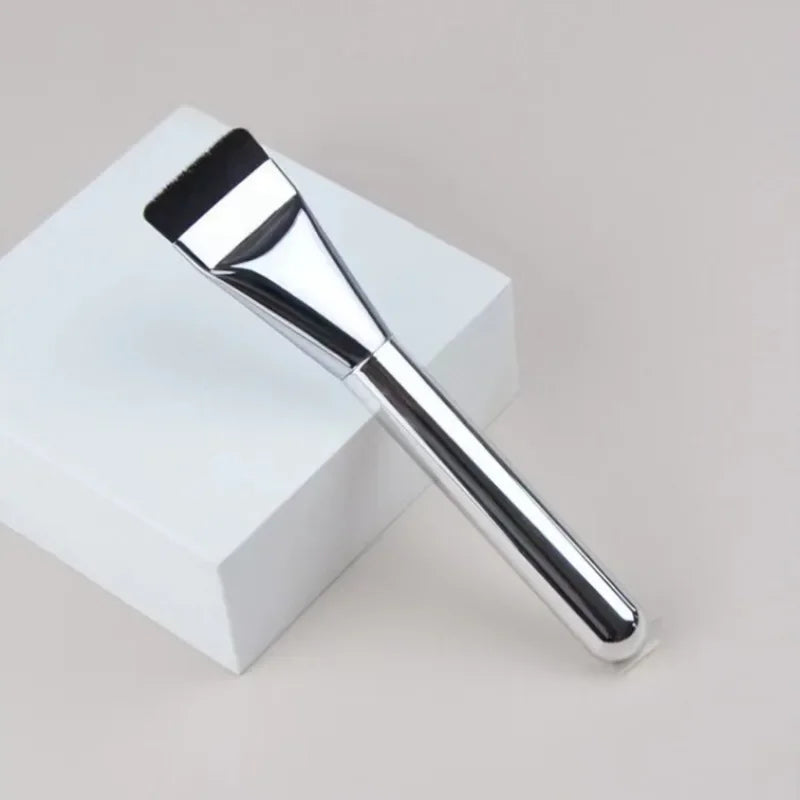 Nova Glam Essentials Ultra Thin Contour Brush – Precise Foundation & Cream Blending Tool