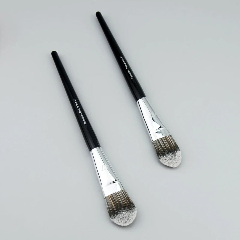 Nova Glam Essentials Broom Head Foundation Brush – Liquid & Concealer Blending Tool