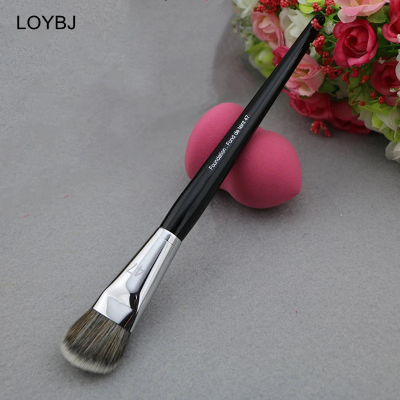 Nova Glam Essentials Broom Head Foundation Brush – Liquid & Concealer Blending Tool