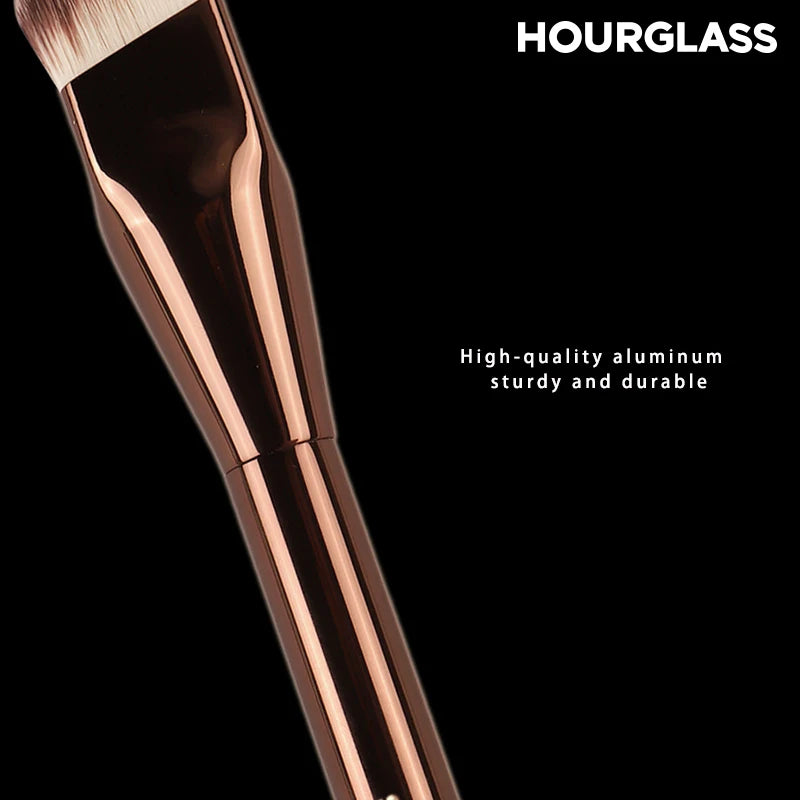 Nova Glam Essentials Angled Foundation Brush – Synthetic Bristles for Liquid & Cream Blending
