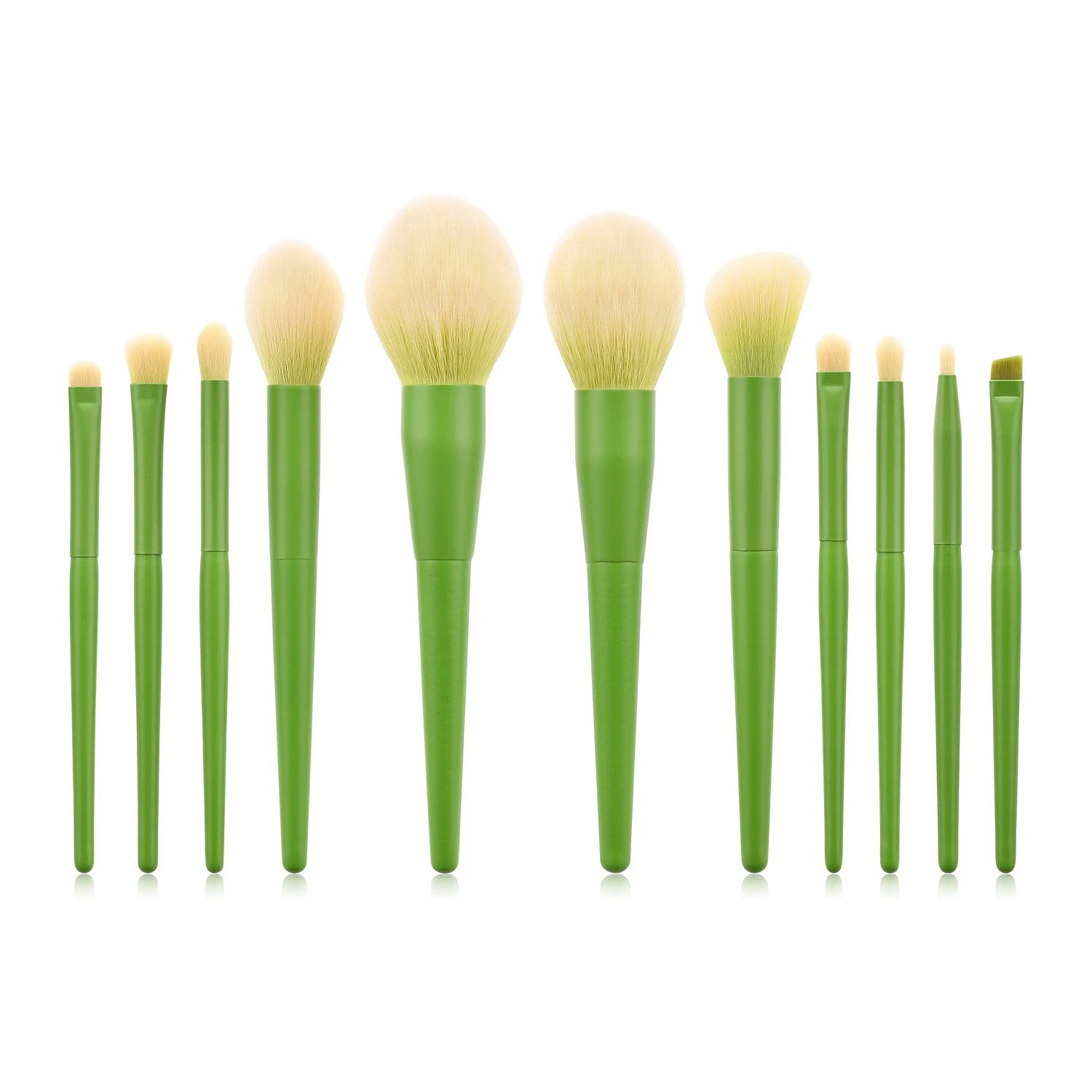 Hypoallergenic Synthetic Bristles – Gentle Blending for Sensitive Skin