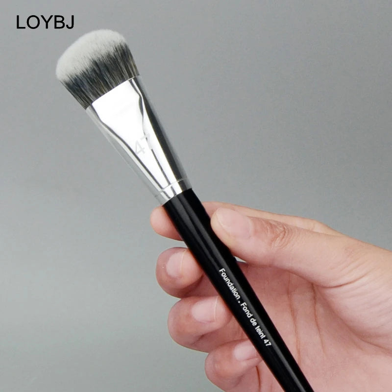 Nova Glam Essentials Broom Head Foundation Brush – Liquid & Concealer Blending Tool