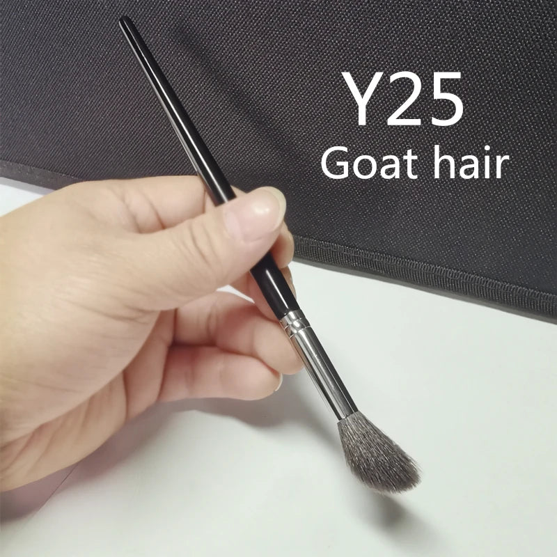 Nova Glam Essentials Angled Highlighter Brush – Goat Hair & Synthetic Bristles for Targeted Glow