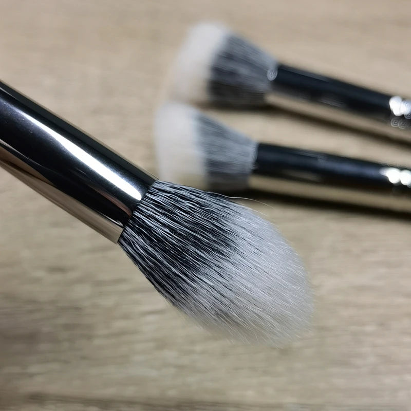 Nova Glam Essentials Dual-Fiber Stippling Brush – Goat & Synthetic Hair for Multi-Use Makeup