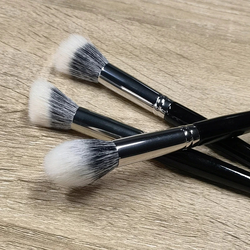 Nova Glam Essentials Dual-Fiber Stippling Brush – Goat & Synthetic Hair for Multi-Use Makeup