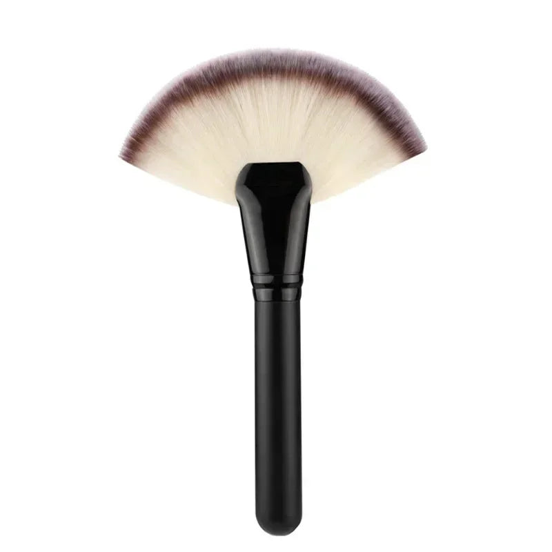 Nova Glam Essentials Fan Blush Brush – Korean-Inspired Wool Bristles for Even Application