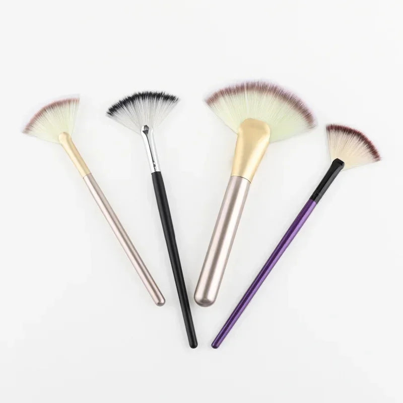 Nova Glam Essentials Fan Blush Brush – Korean-Inspired Wool Bristles for Even Application