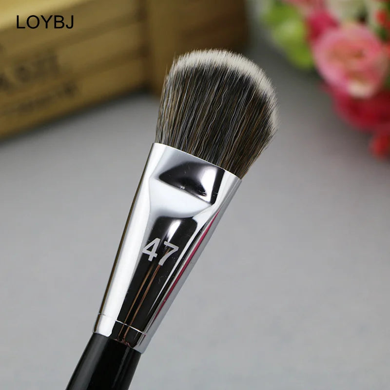 Nova Glam Essentials Broom Head Foundation Brush – Liquid & Concealer Blending Tool
