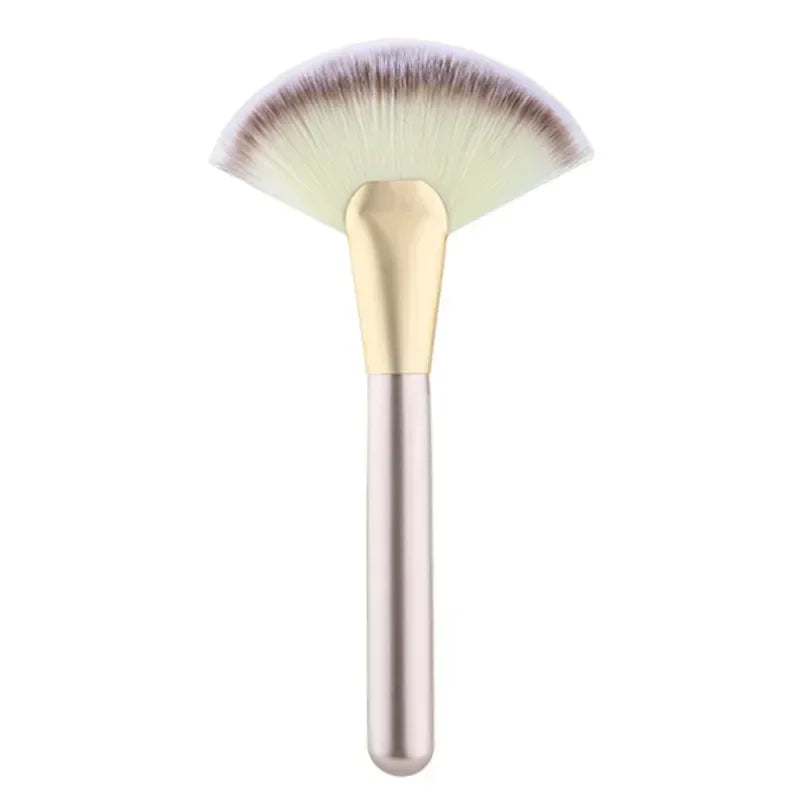 Nova Glam Essentials Fan Blush Brush – Korean-Inspired Wool Bristles for Even Application