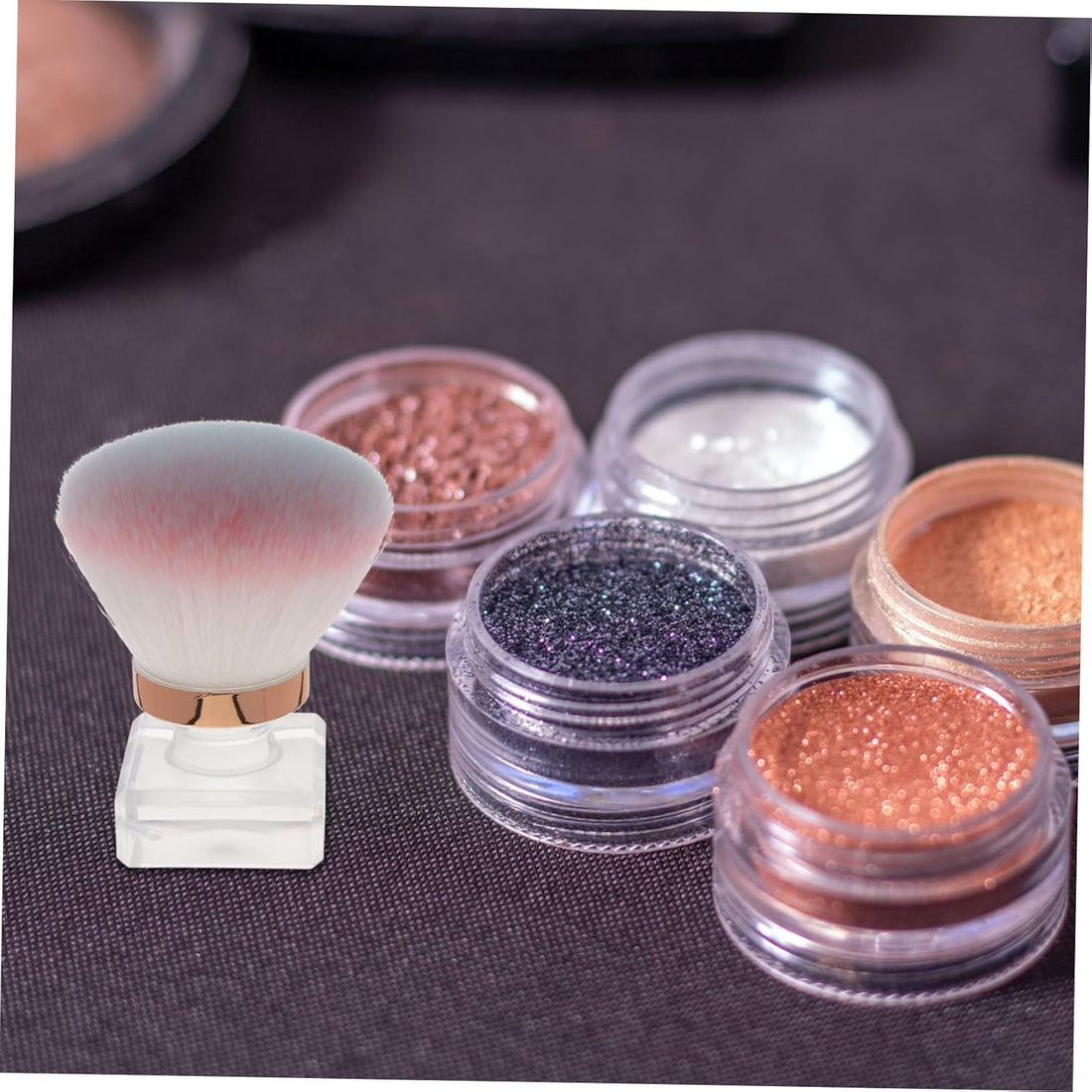 Blush Brush for Women Small Precision Face Powder Brush Versatile Makeup Tool for Highlighter Blush Nose Shadow Lightweight Portable Design Easy to Clean Craftsmanship